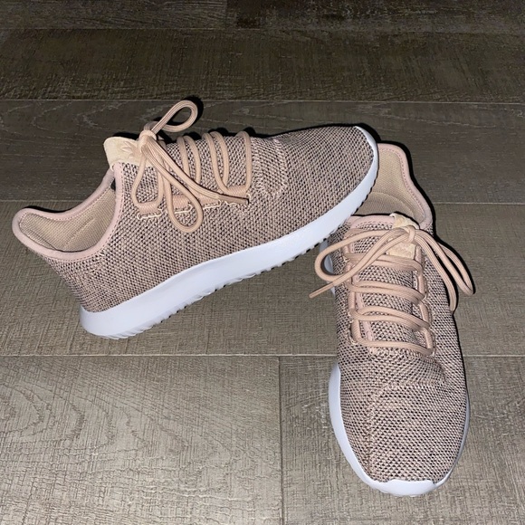 womens adidas tubular shoes - Picture 2 of 5